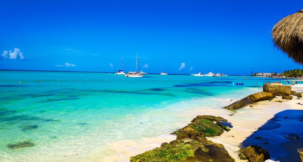 The Ultimate Family Guide to Cancún: Creating Magical Memories with Kids in Paradise
