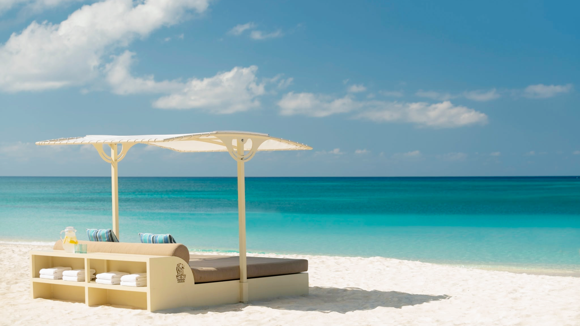 Cayman Islands Luxury Travel: My Honest Guide to Grand Cayman